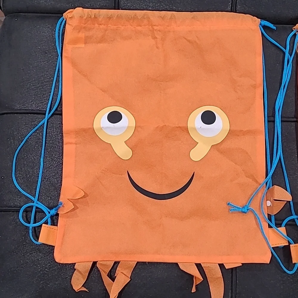 2 Octopus 🐙 Drawstring Backpacks